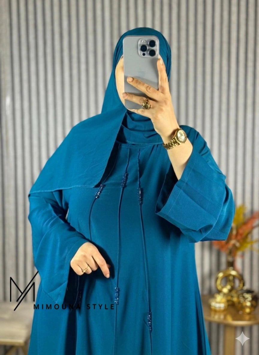 جوهرة رمضان: عباية ملكية بقطعتين (عباية + شال متناسق)