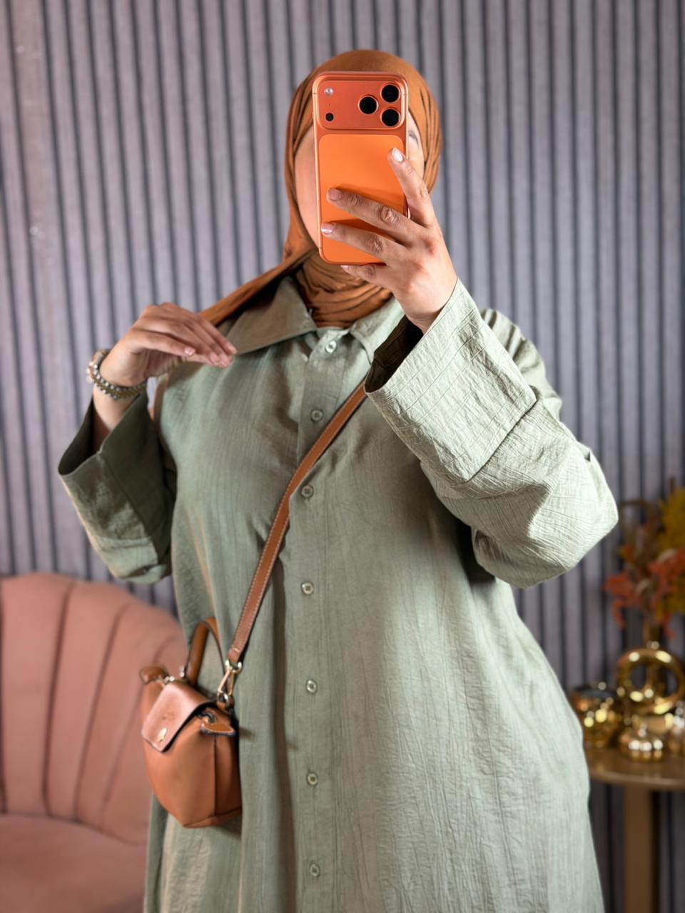 Robe Chemise Oversize Élégante R2
