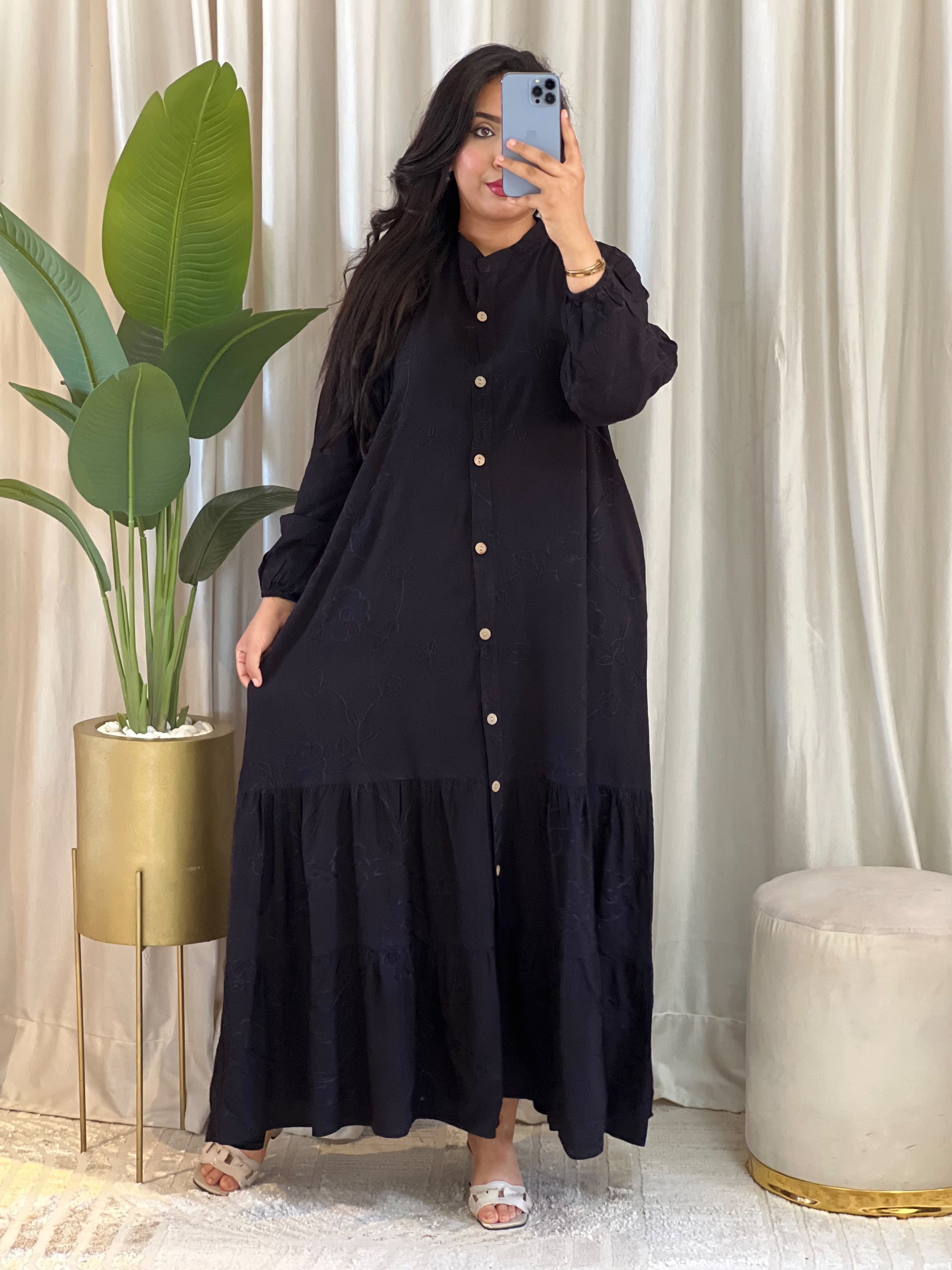 Robe Brodée avec Ceinture H1
