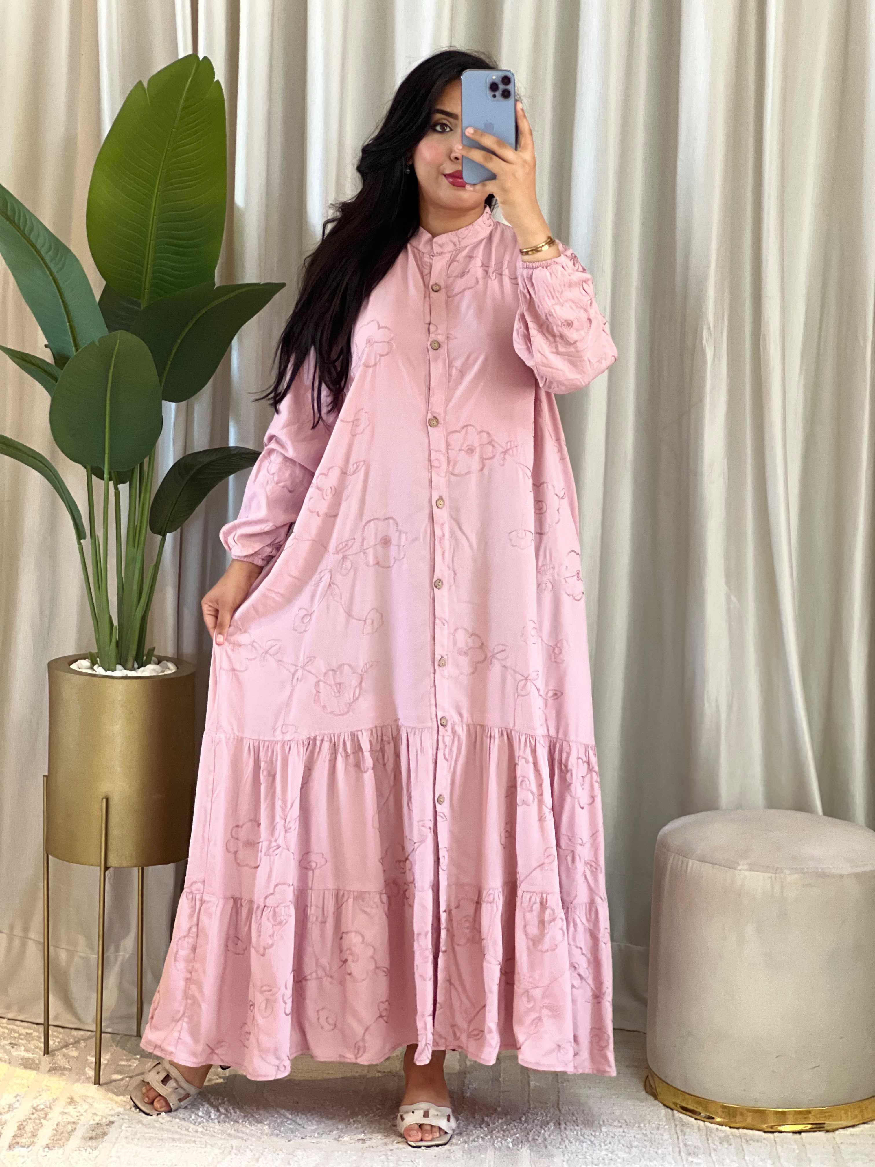 Robe Brodée avec Ceinture H1